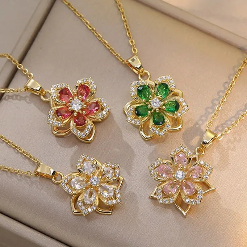 Collar con Colgante de Flor de 5 Pétalos en Circonio b