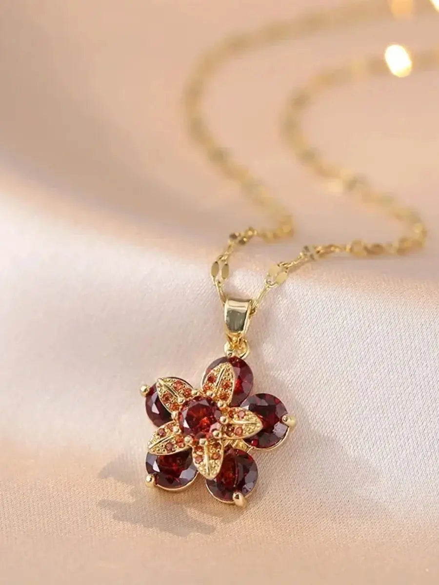Collar con Colgante de Flor Colorida en Circonia roja
