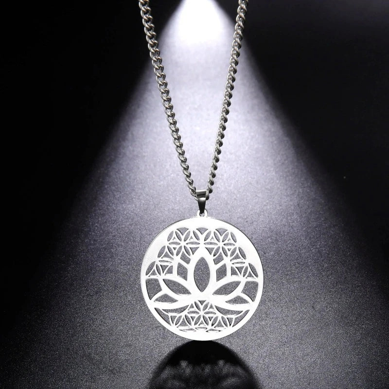 Collar con Colgante Flor de Loto Zen plata