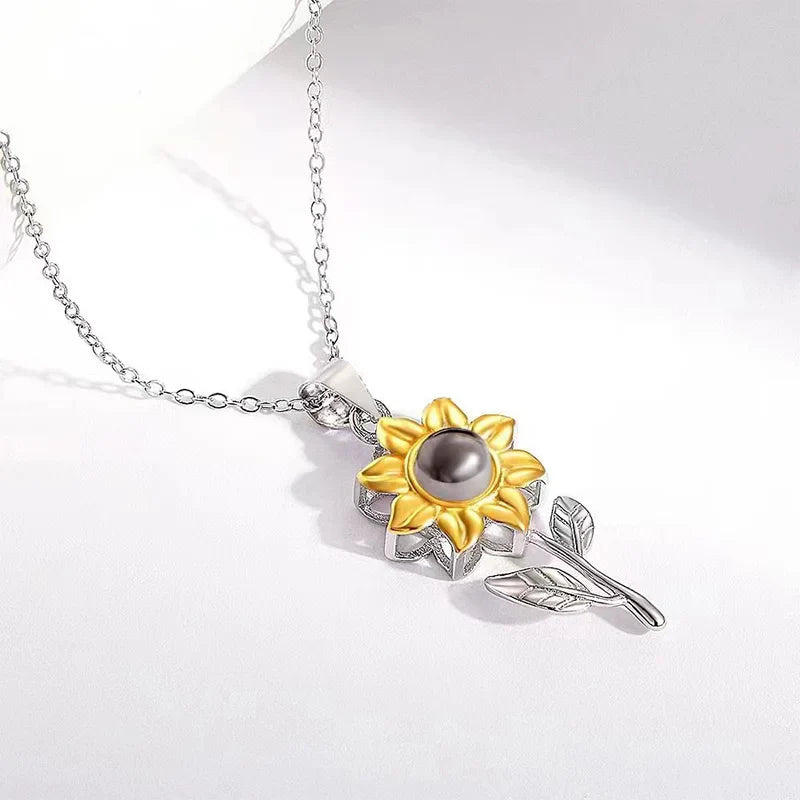 Collar con Colgante de Flor de Girasol