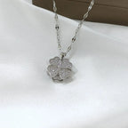 Collar con Colgante de Flor en Circonio Giratorio Anti-Estrés plata