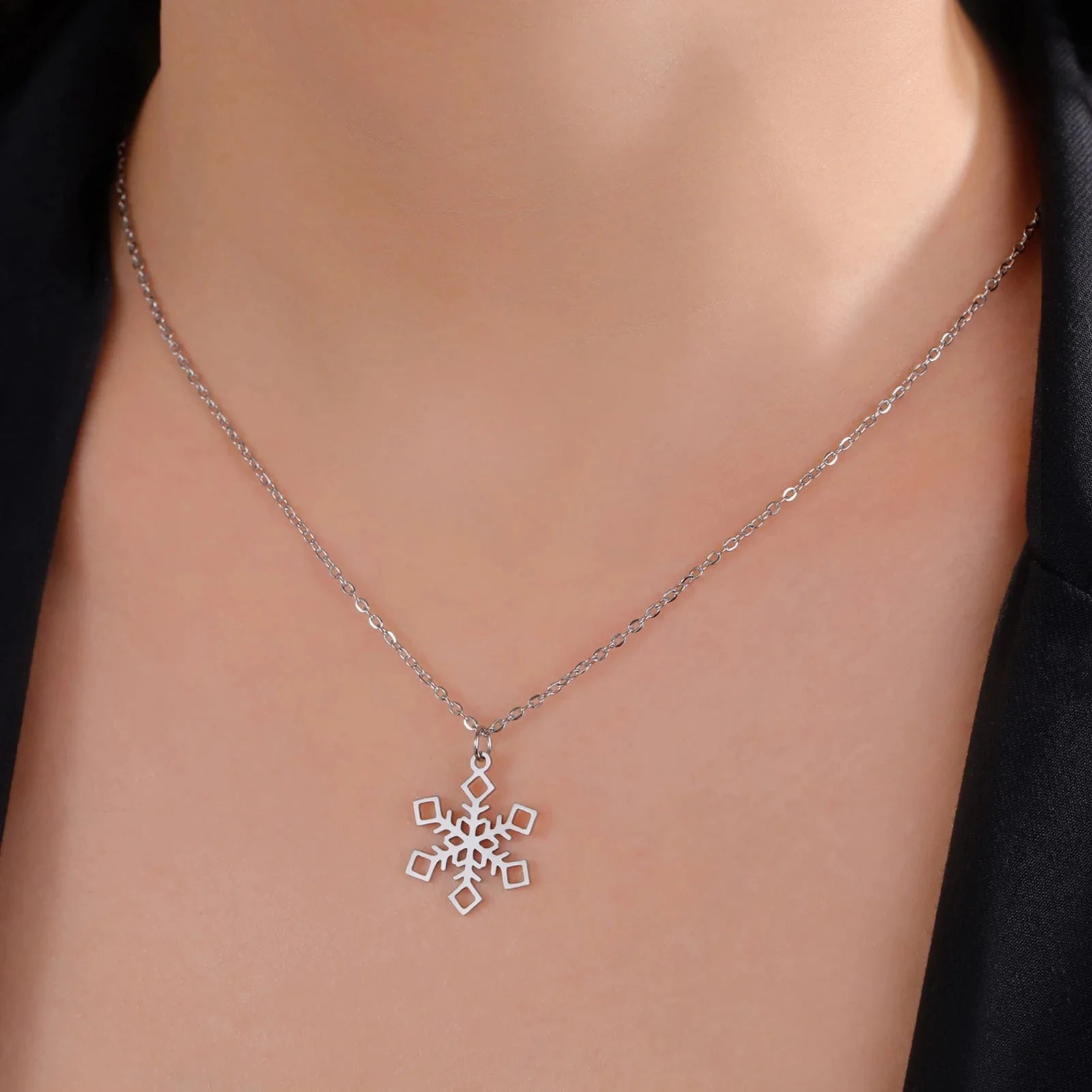 Collar con Colgante Copo de Nieve Invierno plata