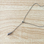 Collar con Colgante Fino en Forma de Gota de Agua plata