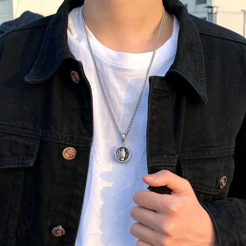 Collar Colgante Hombre Giratorio Anti-Estrés