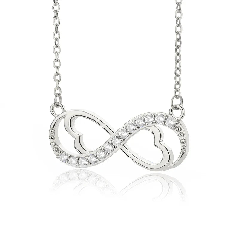 Collar con colgante infinito corazón y circonio de plata