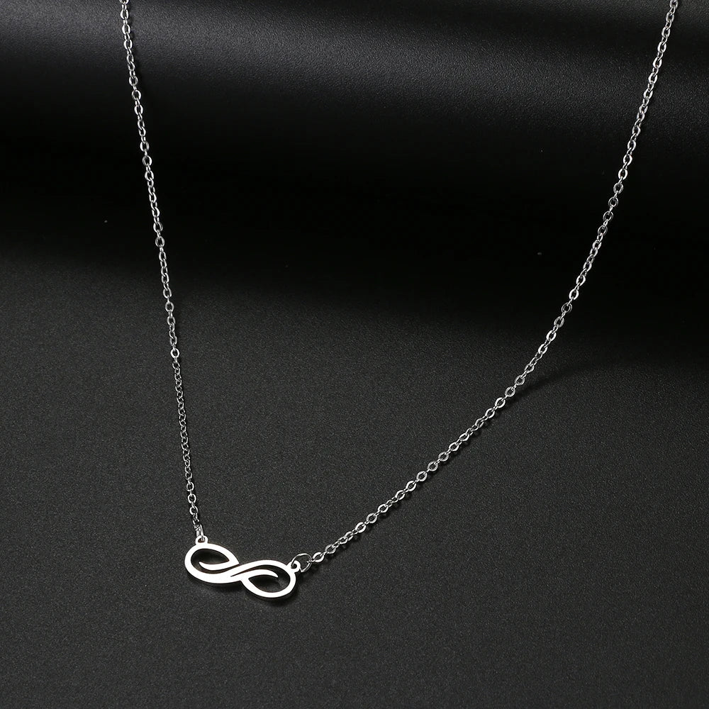 Collar Colgante Infinito Dorado para Mujer plata