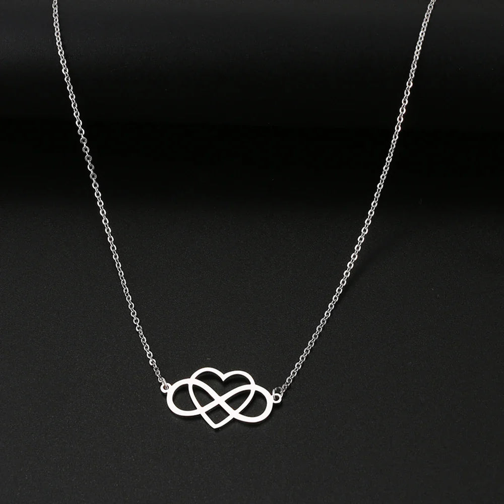 Collar con colgante de infinito y corazón para mujer en plata