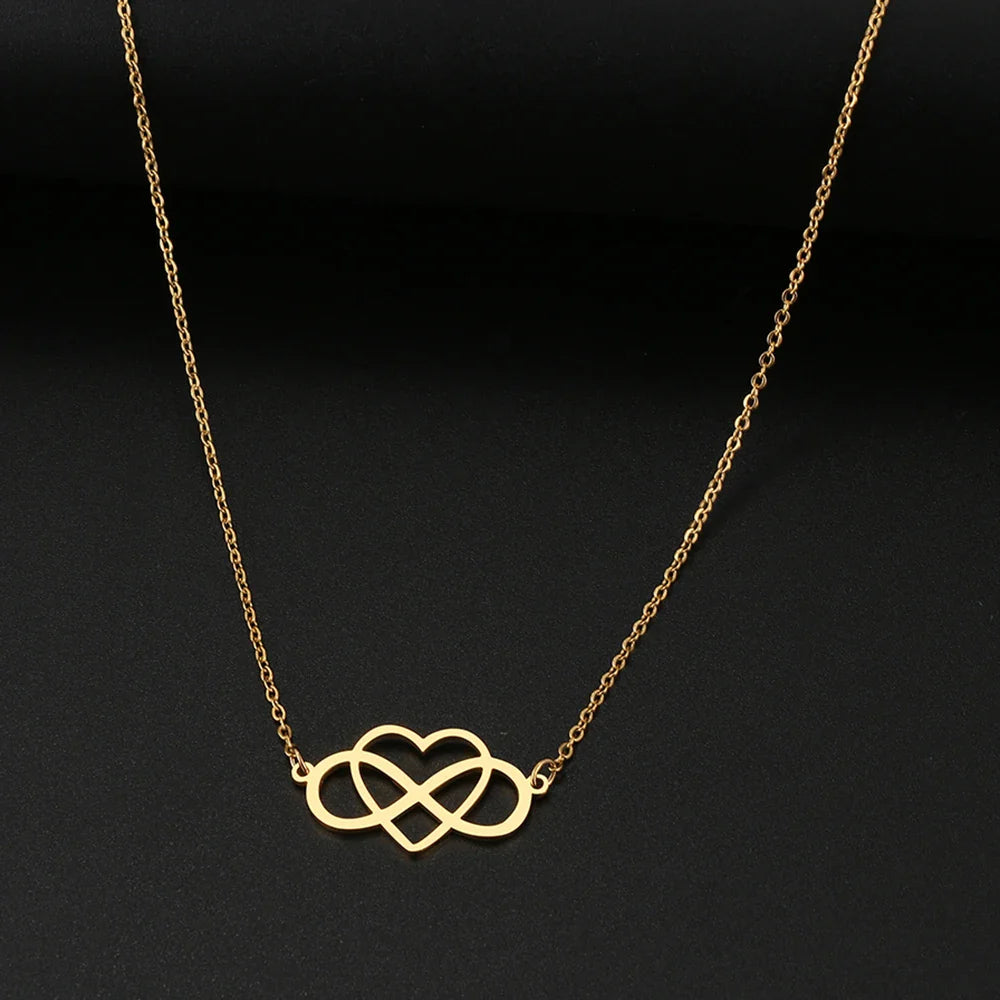 Collar con colgante de infinito y corazón para mujer en oro