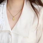 Collar con Colgante de Luna de Estilo Vintage