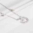Collar con colgante de luna y estrella en circonita para mujer