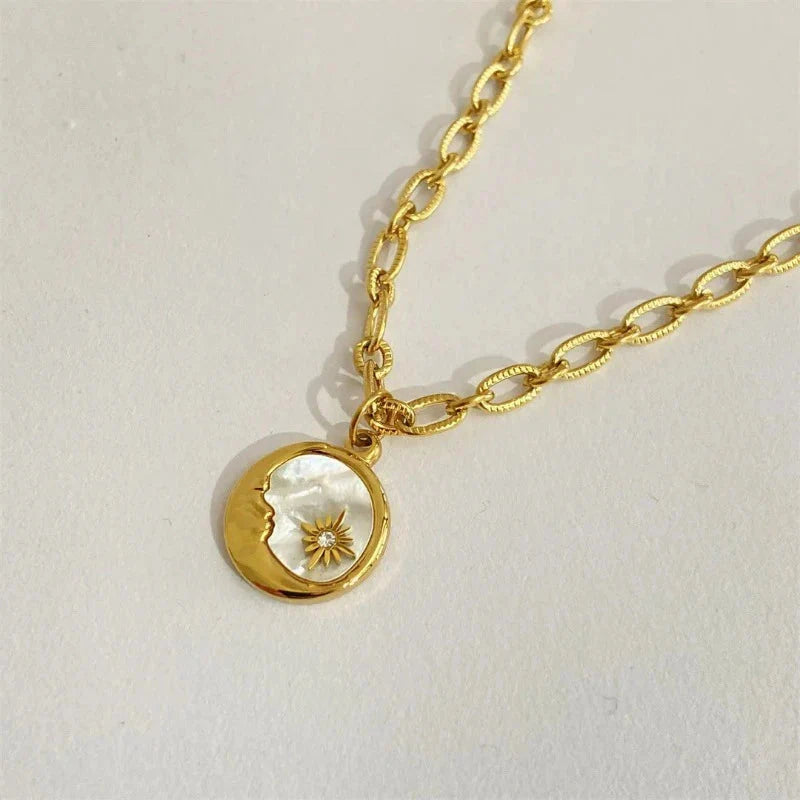 Collar Colgante Luna o Sol Redondo