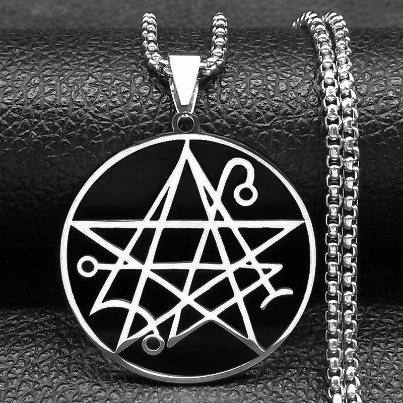 Collar Colgante Necronomicón Lovecraft Cthulhu plata