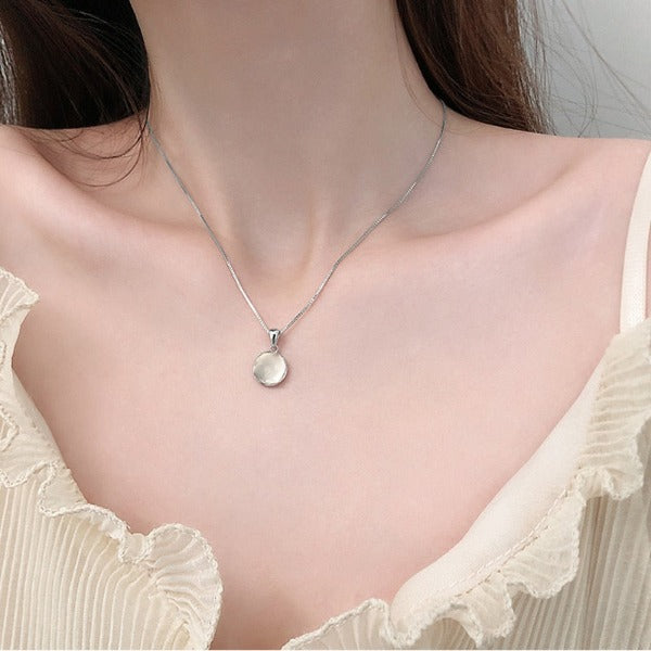 Collar con colgante de piedra de luna para mujer