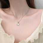 Collar con colgante de piedra de luna para mujer