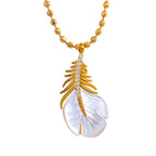 Collar con Colgante de Pluma con Circonio