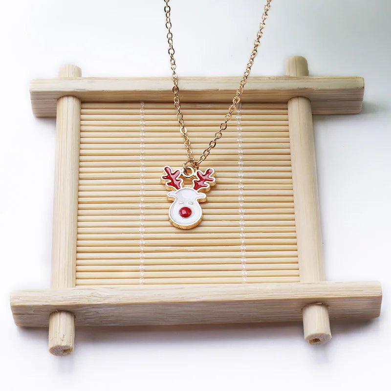 Collar con colgante de renos de nieve de Navidad