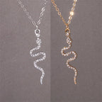 Collar con Colgante de Serpiente con Circonitas 