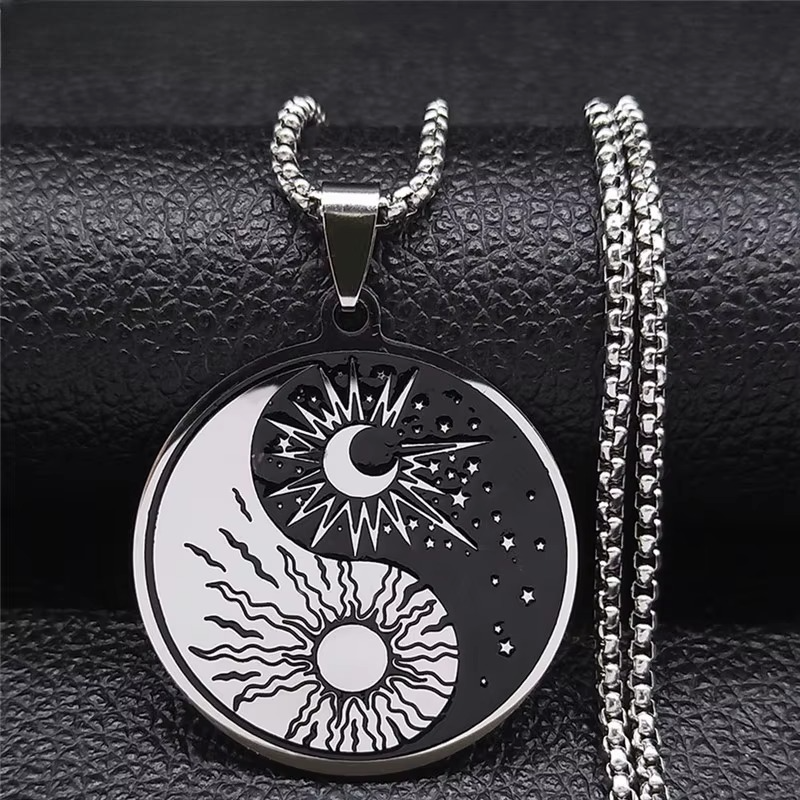 Collar Colgante Sol y Luna Yin Yang