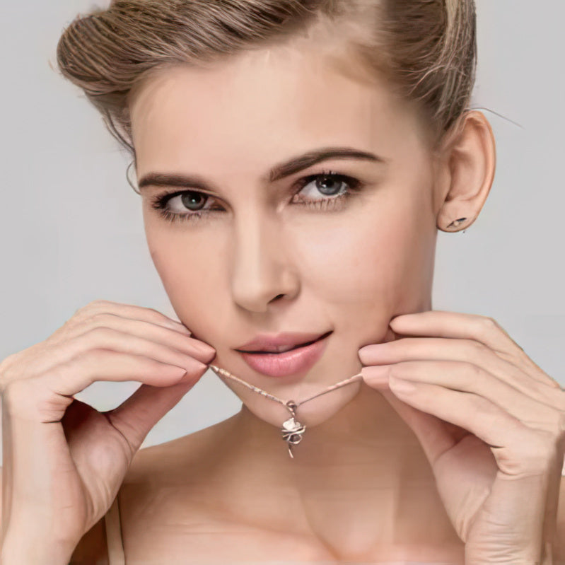 Collar con Colgante de Trébol de 4 Hojas para Mujer Plata