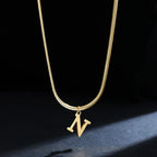 Collar gargantilla para mujer con dije inicial n