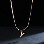 Collar gargantilla para mujer con dije inicial y