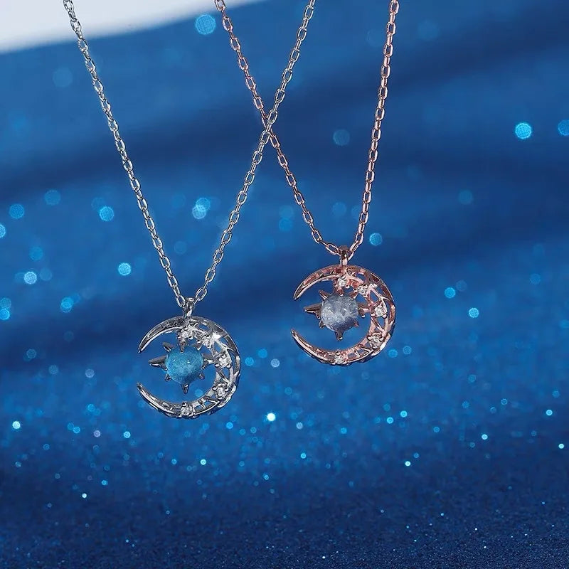 Collar para Mujer con Colgante de Estrella y Luna en oro
