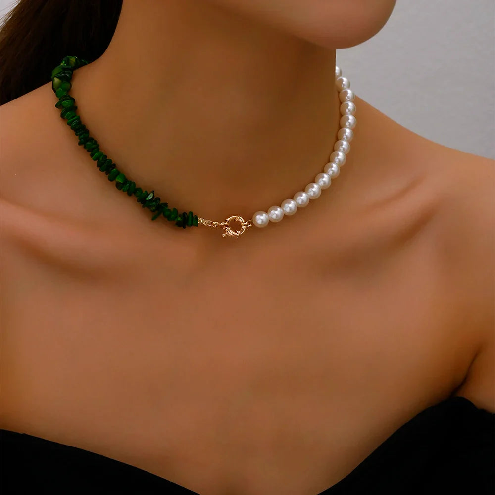 Collar Gargantilla de Estilo con Colgante de Perlas verdes