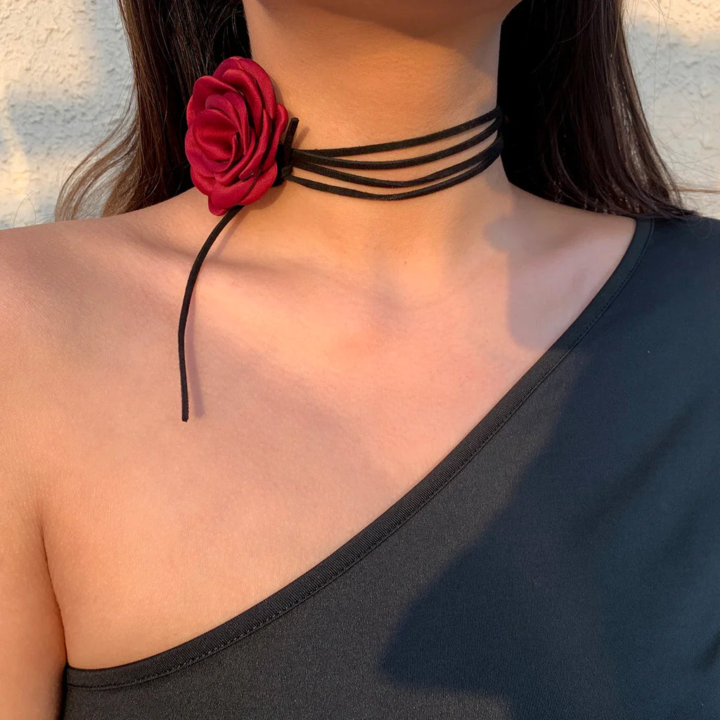 Collar Gargantilla Elegante Colgante Gran Flor de Rosa roja 1