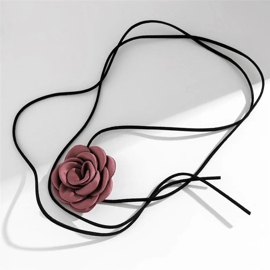 Collar Gargantilla Elegante Colgante Gran Flor de Rosa lila