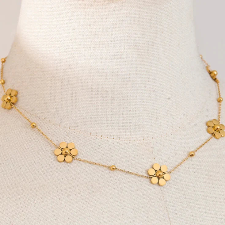 Collar Gargantilla con Colgante de Flores en oro