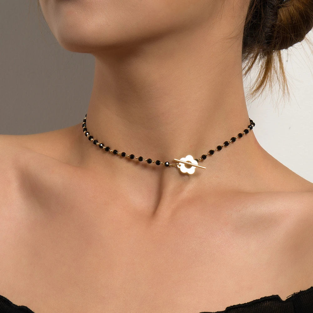 Collar Gargantilla Colgante Flor negra y oro