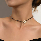 Collar Gargantilla Colgante Flor negra y oro