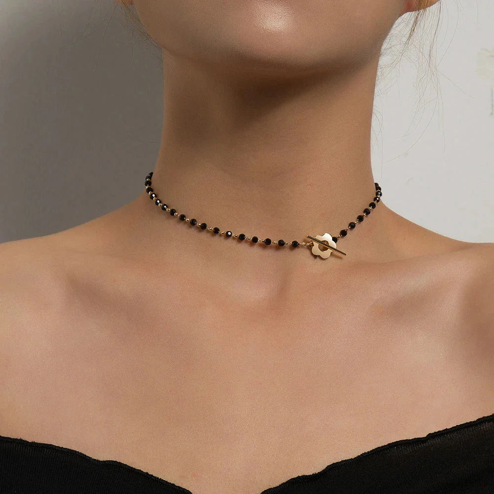 Collar Gargantilla Colgante Flor negra y oro
