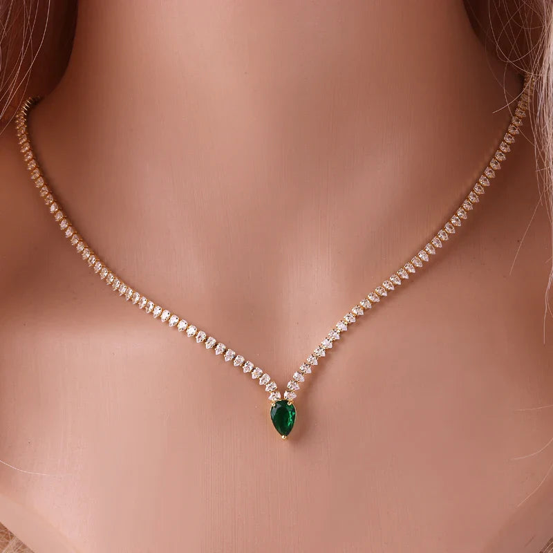 Encantador Collar Gargantilla con Colgante de Gota de Agua y Circonia en plata y verde