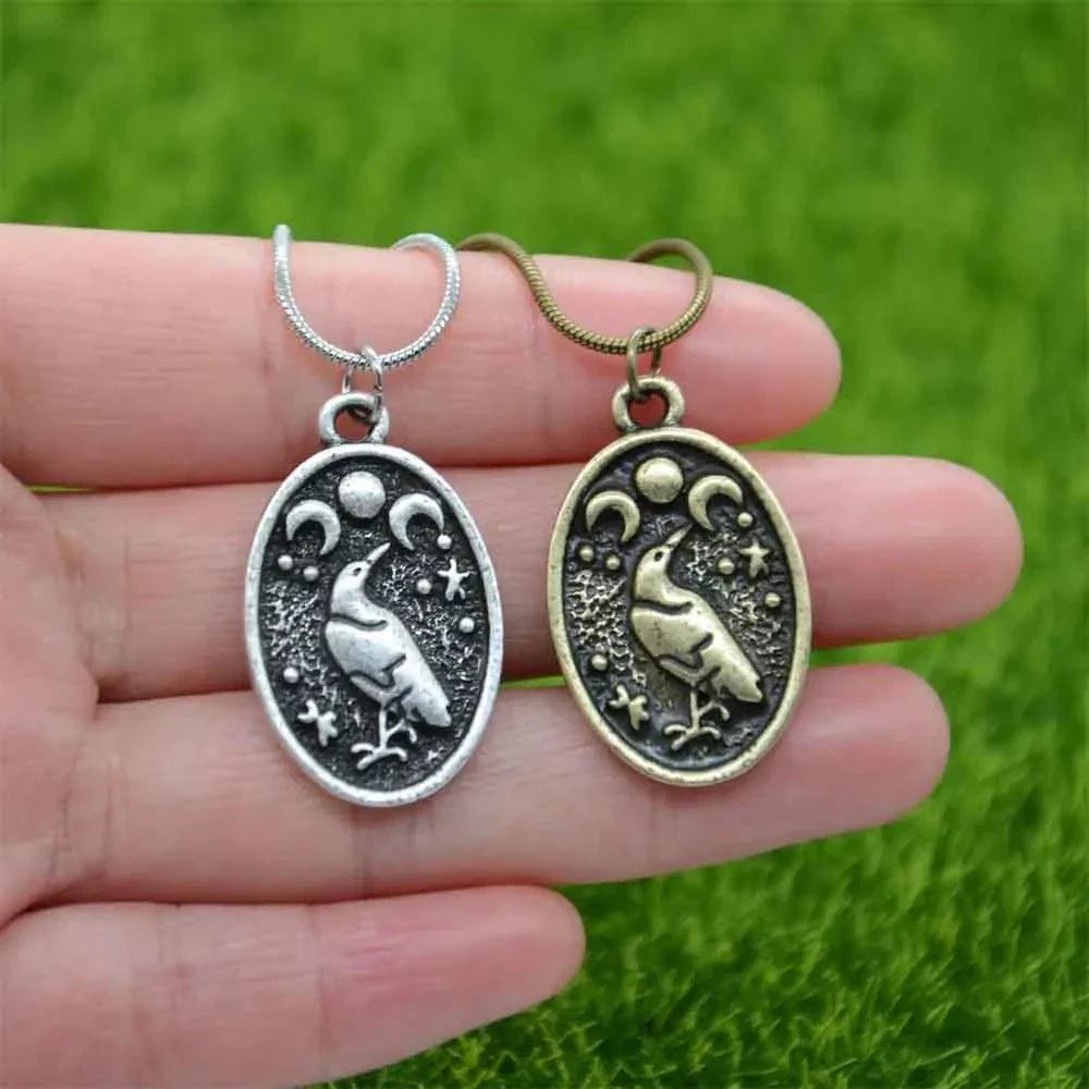 Collar Vikingo con Colgante Cuervo de Odín tipo 4