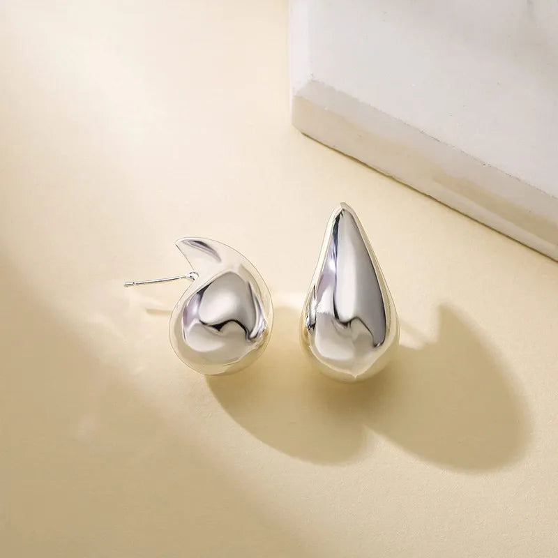 Aretes de Botón Gota Grande de Agua en Plata