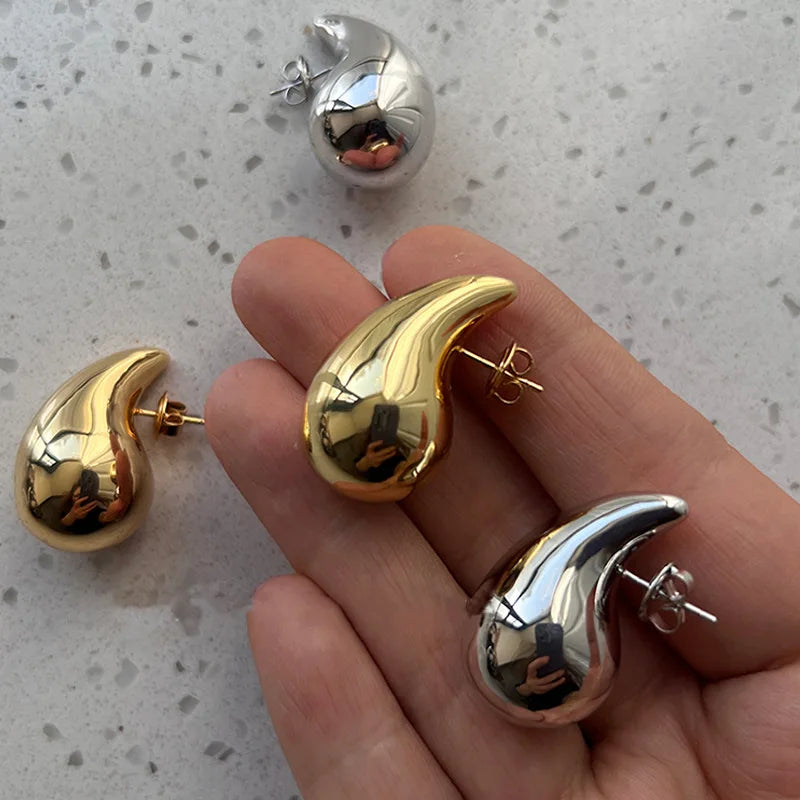 Aretes de Botón Gota Grande de Agua en Plata