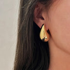 Aretes de Botón Gota Grande de Agua en Oro