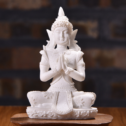 Figura de Buda blanca