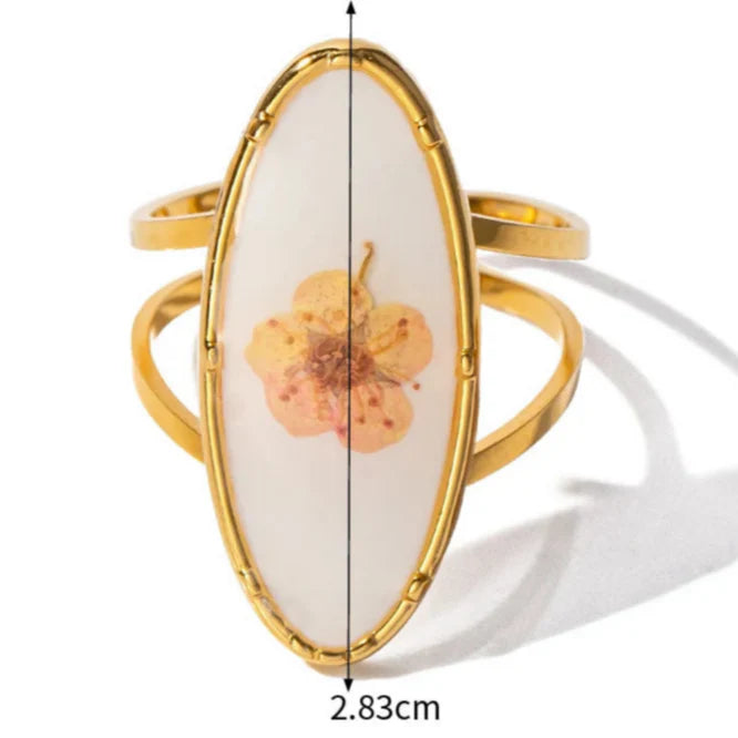 Anillo Grande con Flor en Marco Transparente