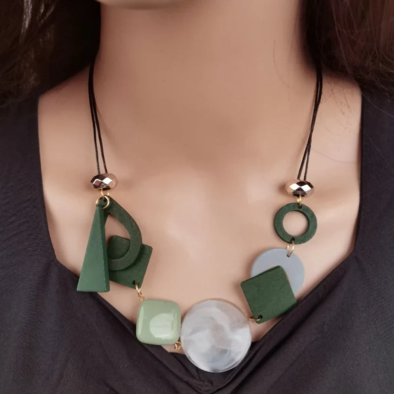 Collar con Colgante Asimétrico de Estilo Bohemio gris