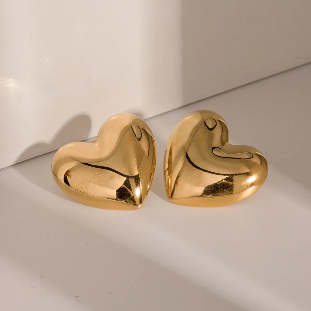 Aretes Grandes de Corazón para Mujer en Oro