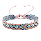 Set de 8 pulseras brasileñas con motivos geométricos