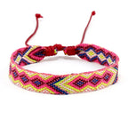 Set de 8 pulseras brasileñas con motivos geométricos