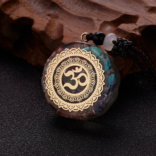 Colgante de Piedra Orgonita & Collar Hombre Mujer Protección & Meditación om