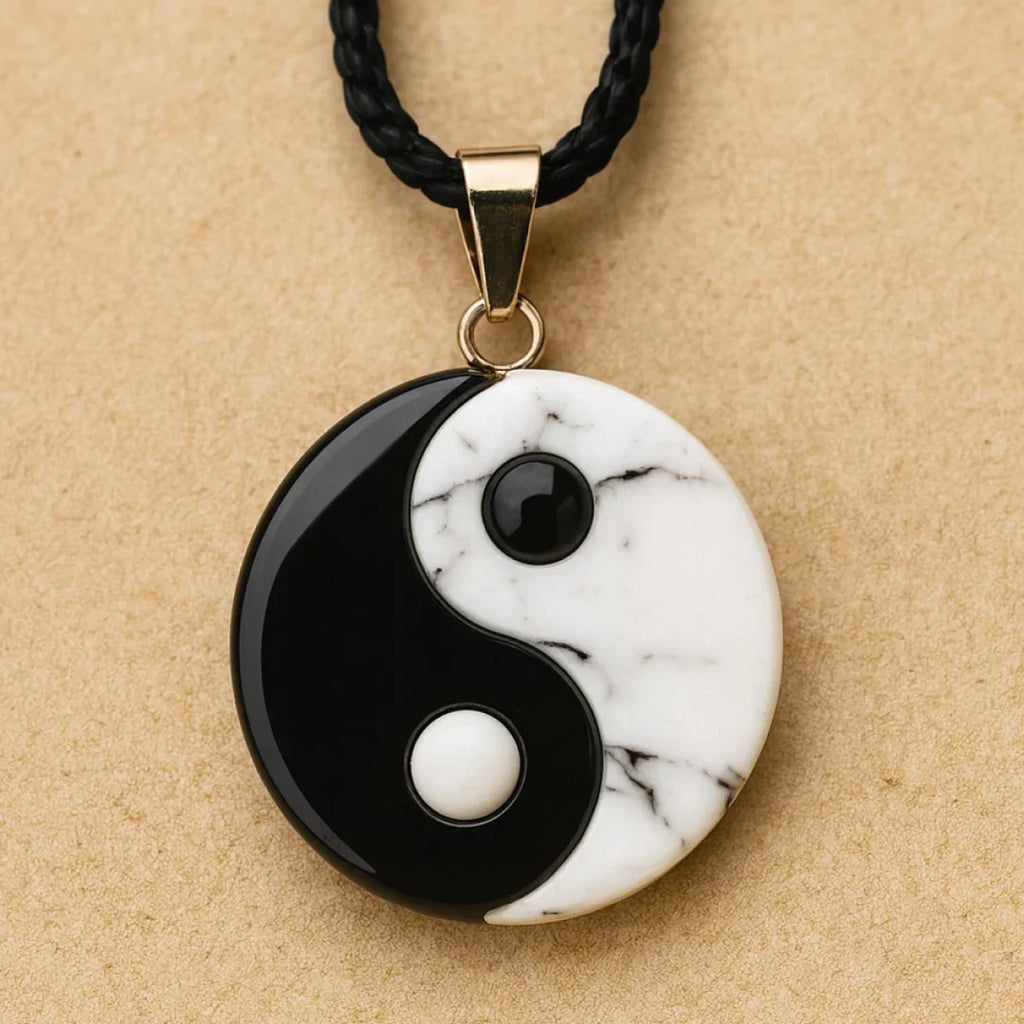 Colgante Yin-Yang en howlita y obsidiana negra 