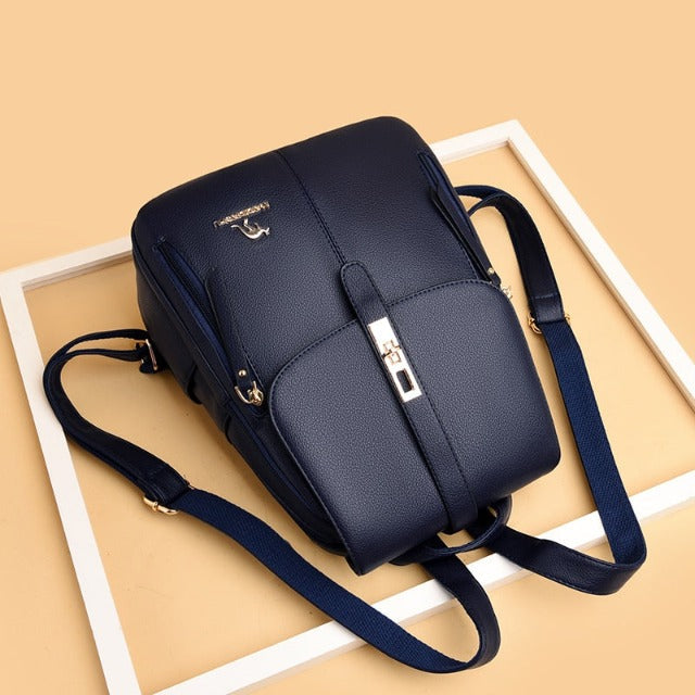 Mochila de Mujer de Cuero Azul Marino