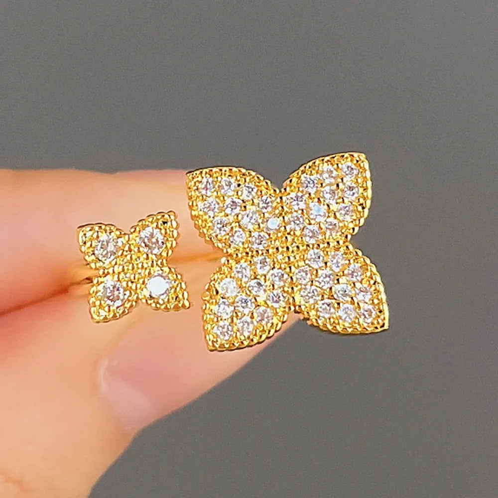 Set de 2 Anillos Flor con Circonita en Oro